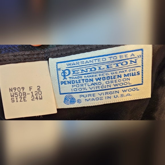 Women's 24 plus size Pendelton plaid wool skirt suit (uc) - Picture 2 of 12